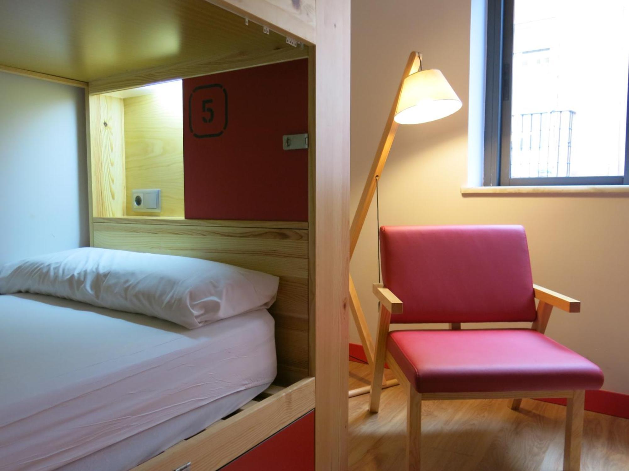 Bett im gemischten 6-Bett-Schlafsaal